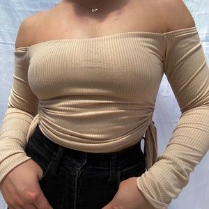Long sleeve side cutout top